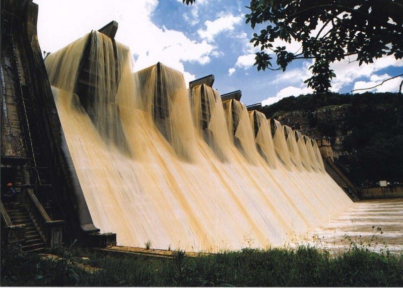 Shongweni Dam in Zuid-Afrika.